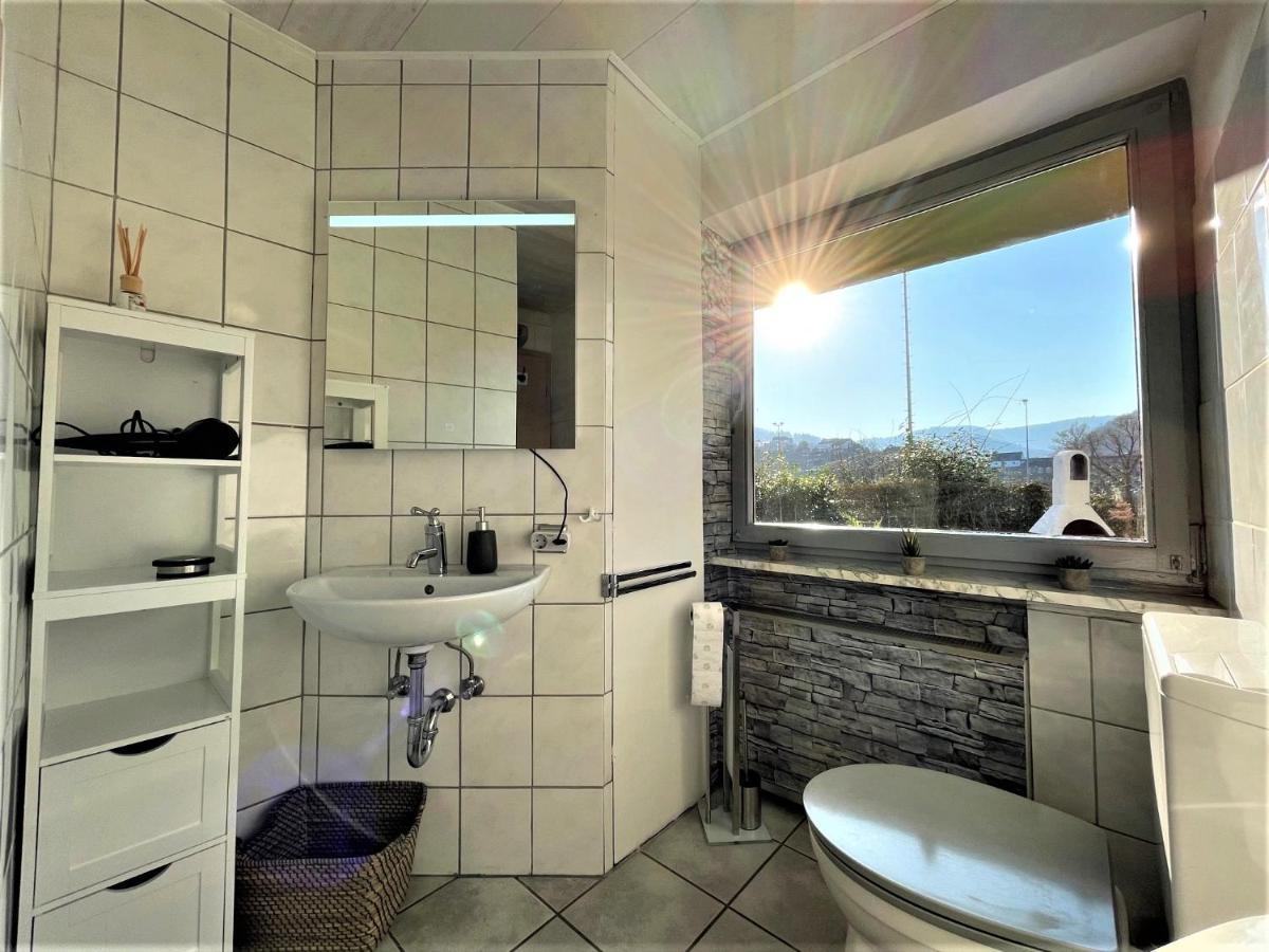 Appartamento Traumhafter Moselblick, Garten & Lounge, Boxspringbett, Top Lage Bullay Esterno foto