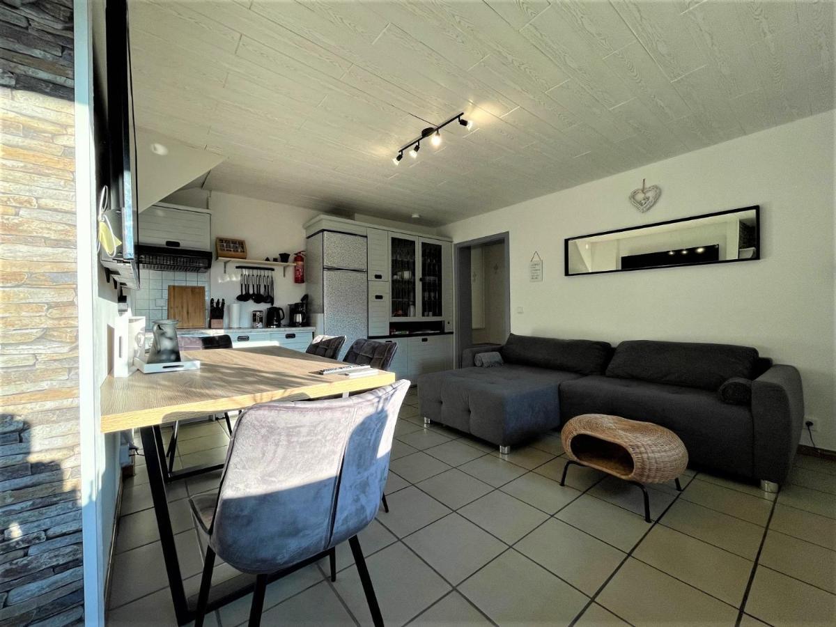 Appartamento Traumhafter Moselblick, Garten & Lounge, Boxspringbett, Top Lage Bullay Esterno foto